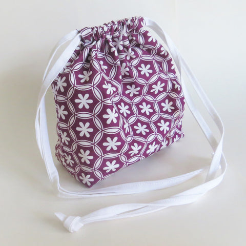 geometric floral print drawstring bag