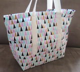 Easy tote bag downloadable PDF pattern, knitting bag pattern, gym bag pattern, beach bag pattern.